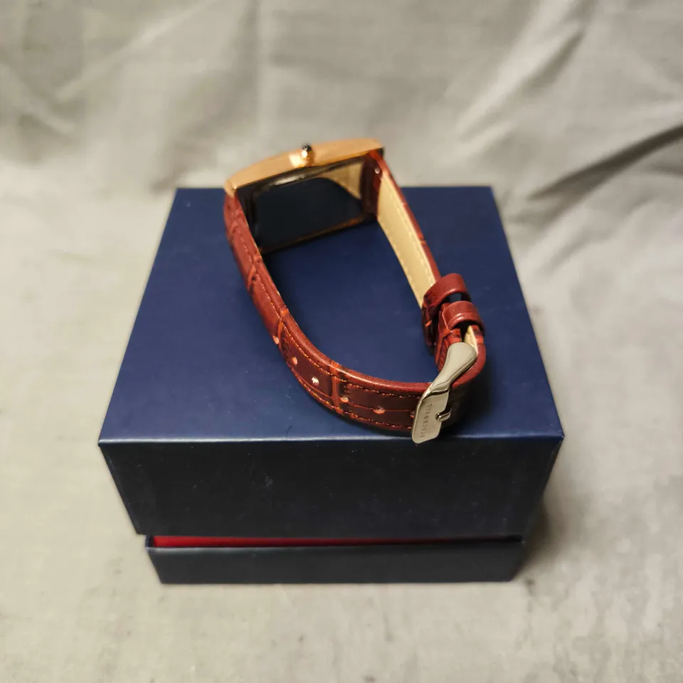 LADIES STOCKWELL WATCH – TEXTURED DIAL WITH SUB DIAL SECONDS HAND – LEATHER STRAP
