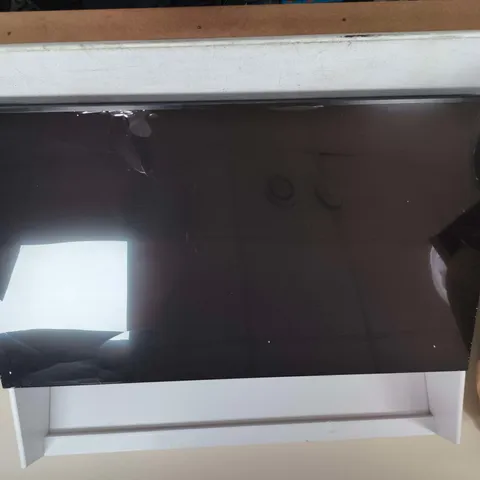 SAMSUNG 65-INCH LED TV – CRACKED SCREEN UNTESTED 