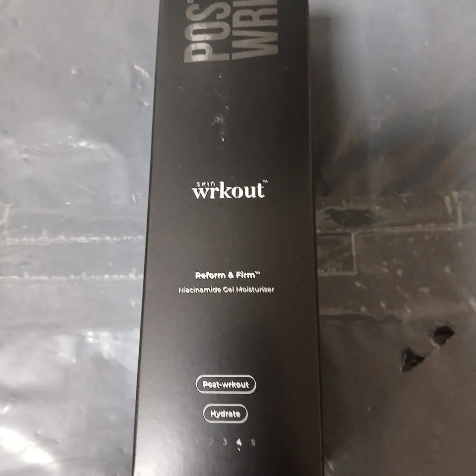 APPROXIMATELY 20 SKIN WORKOUT POST-WORKOUT NIACINAMIDE GEL MOISTURISER – REFORM & FIRM, 50ML