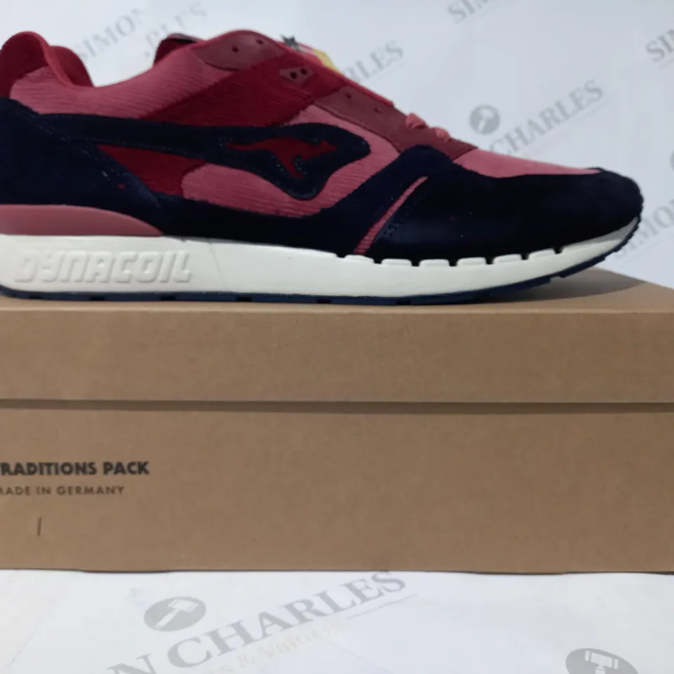 BOXED PAIR OF KANGAROOS TRADITIONS CORDUROY SHOES IN DUSTY ROSE EU SIZE 47
