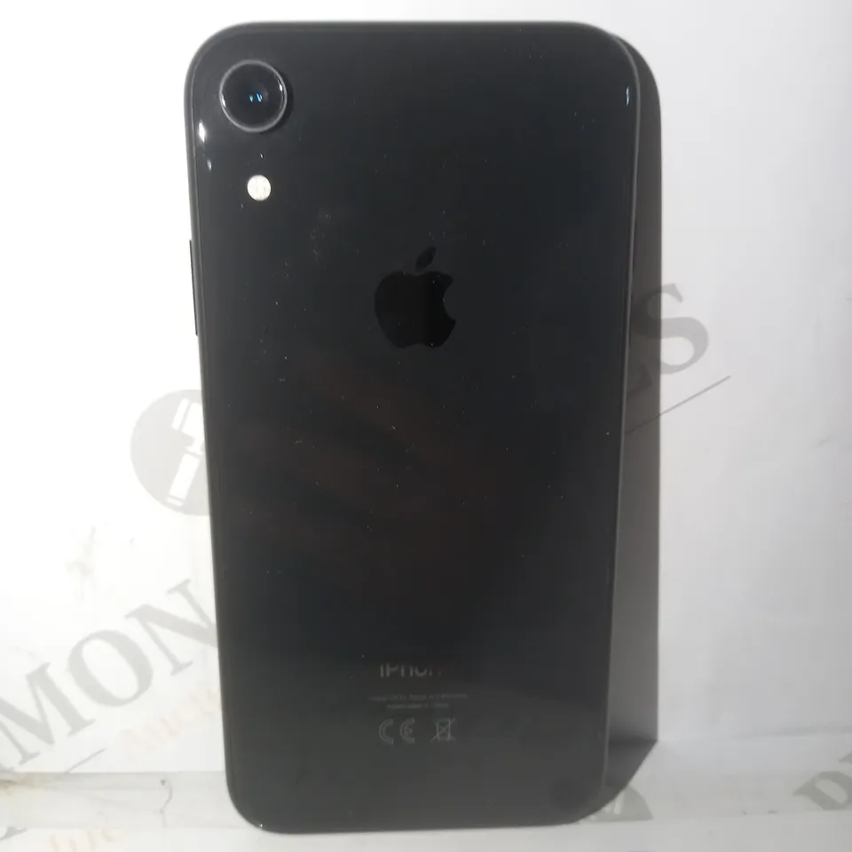 BOXED APPLE IPHONE XR - BLACK
