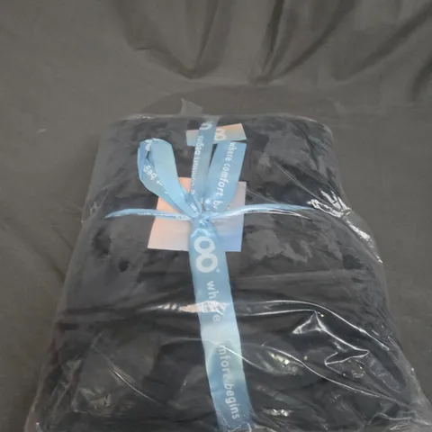 SEALED OODIE OVERSIZED HOODED BLANKET - GREY
