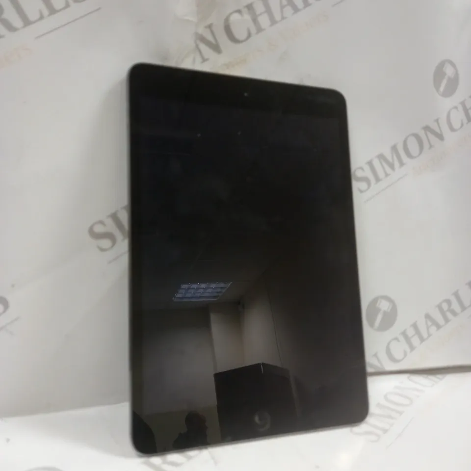 APPLE IPAD MINI 2 A1489 SILVER