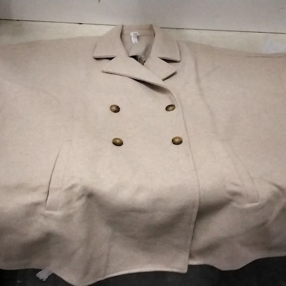 4 BOXES OF APPROXIMATELY 10 MARLA WYNNE DOUBLE BRASTED CAPE COAT LIGHT OATMEAL - SIZE SMALL