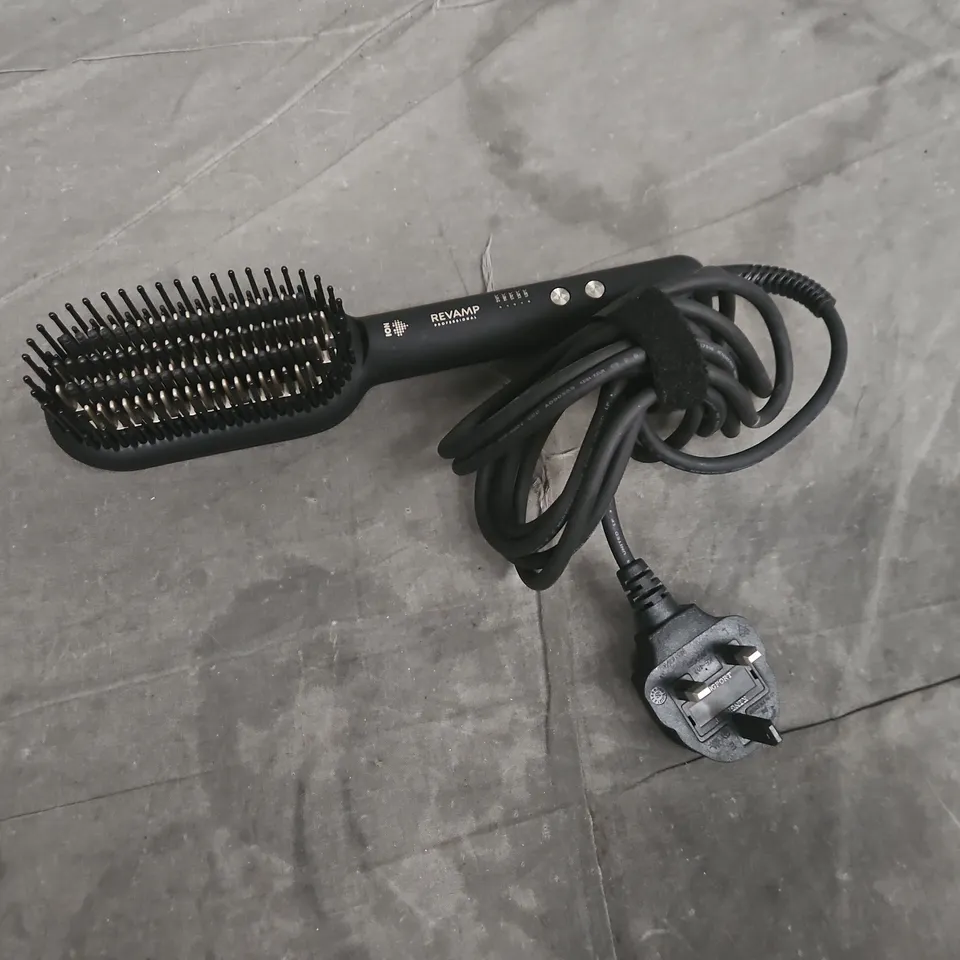 BOXED REVAMP PROFESSIONAL DEEPFORM CERAMIC BRUSH BR-2000X-GB