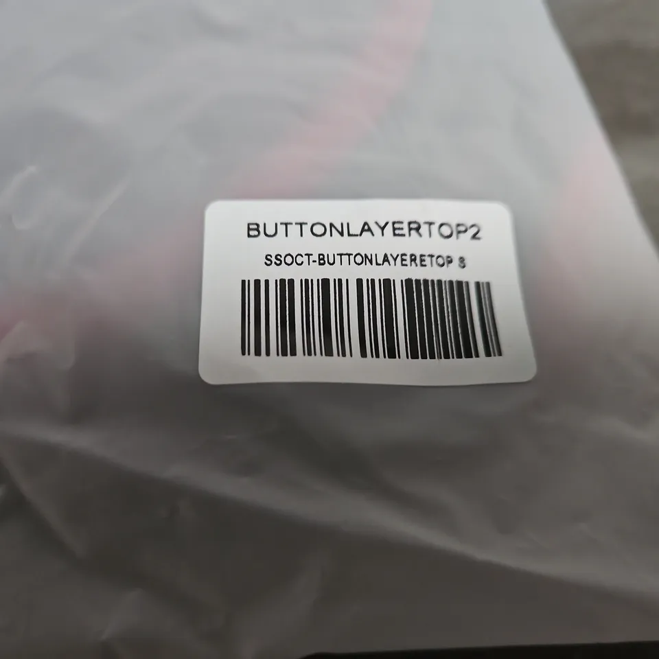 SISTERS AND SEEKERS BUTTON LAYER TOP – SIZE SMALL