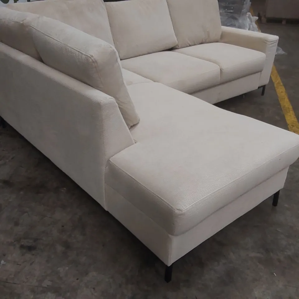 QUALITY DESIGNER LOFTY LILLY 6 SEATER CORNER SOFA BED