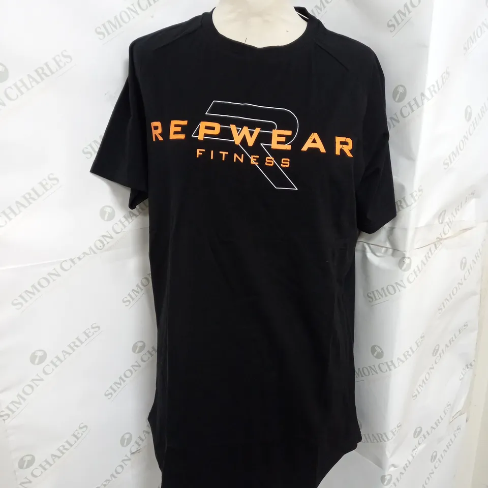 REPWEAR FITNESS TSHIRT IN BLACK SIZE M