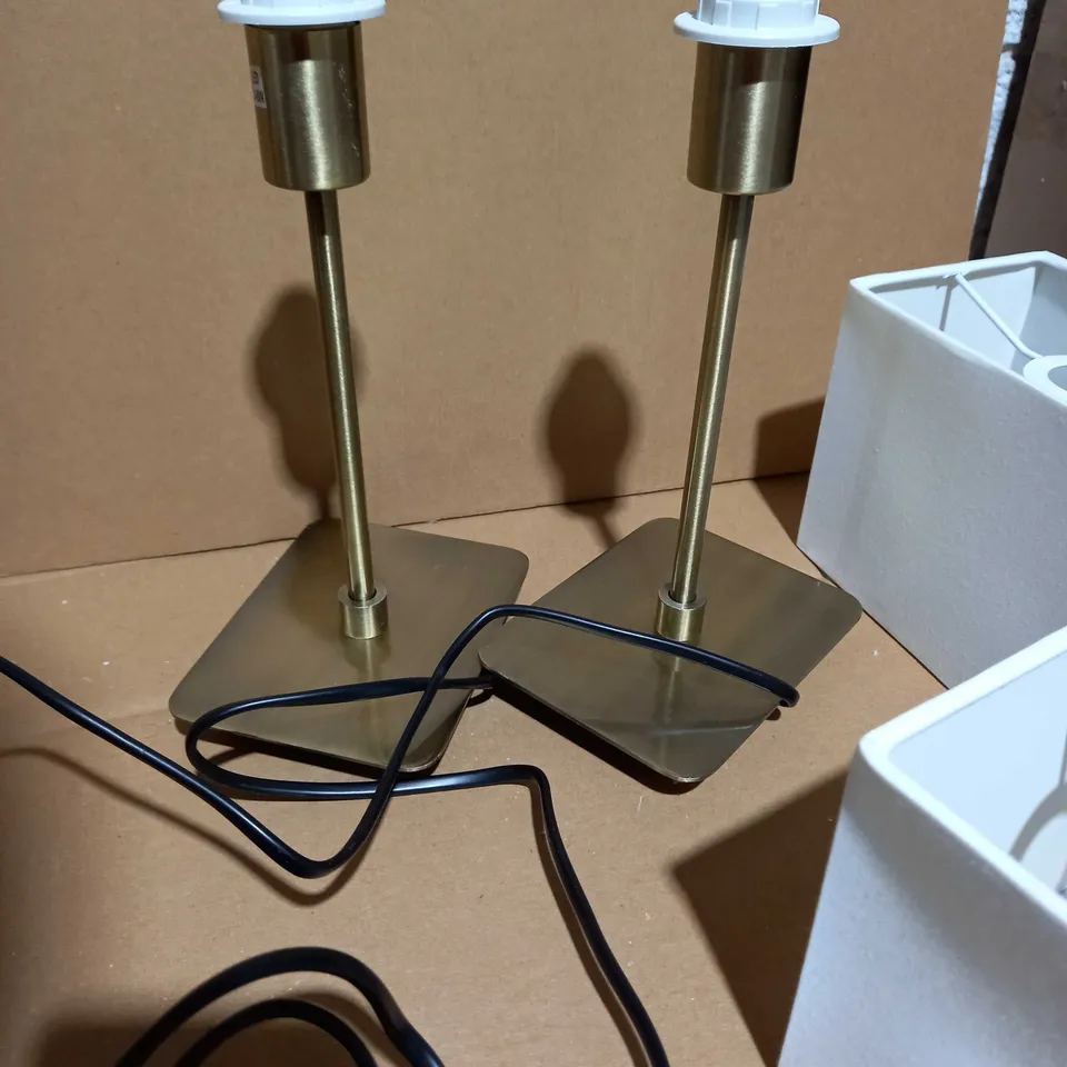 SET OF 2 ANTIQUE BRASS TABLE LAMPS