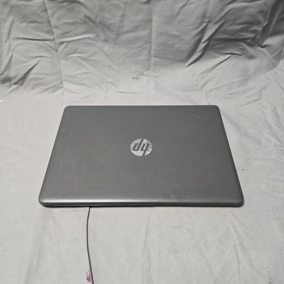 HP 240 G7 LAPTOP 