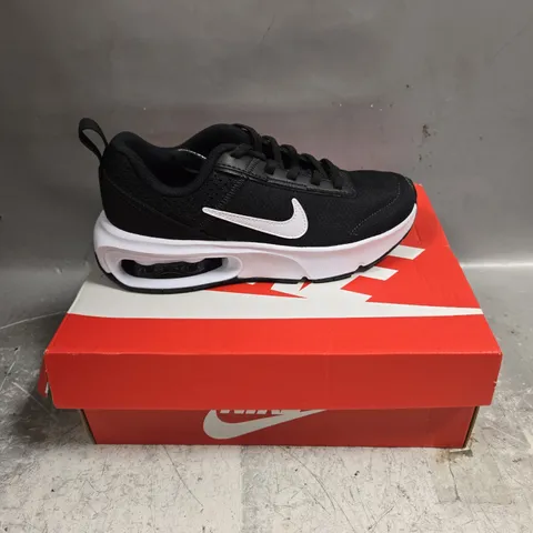 BOXED PAIR OF NIKE AIR MAX LITE TRAINERS - 2