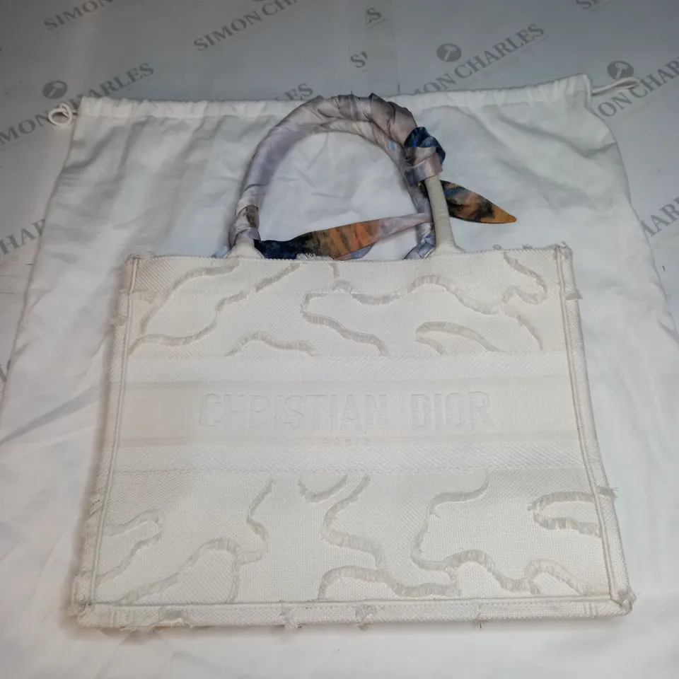 CHRISTIAN DIOR BAG 
