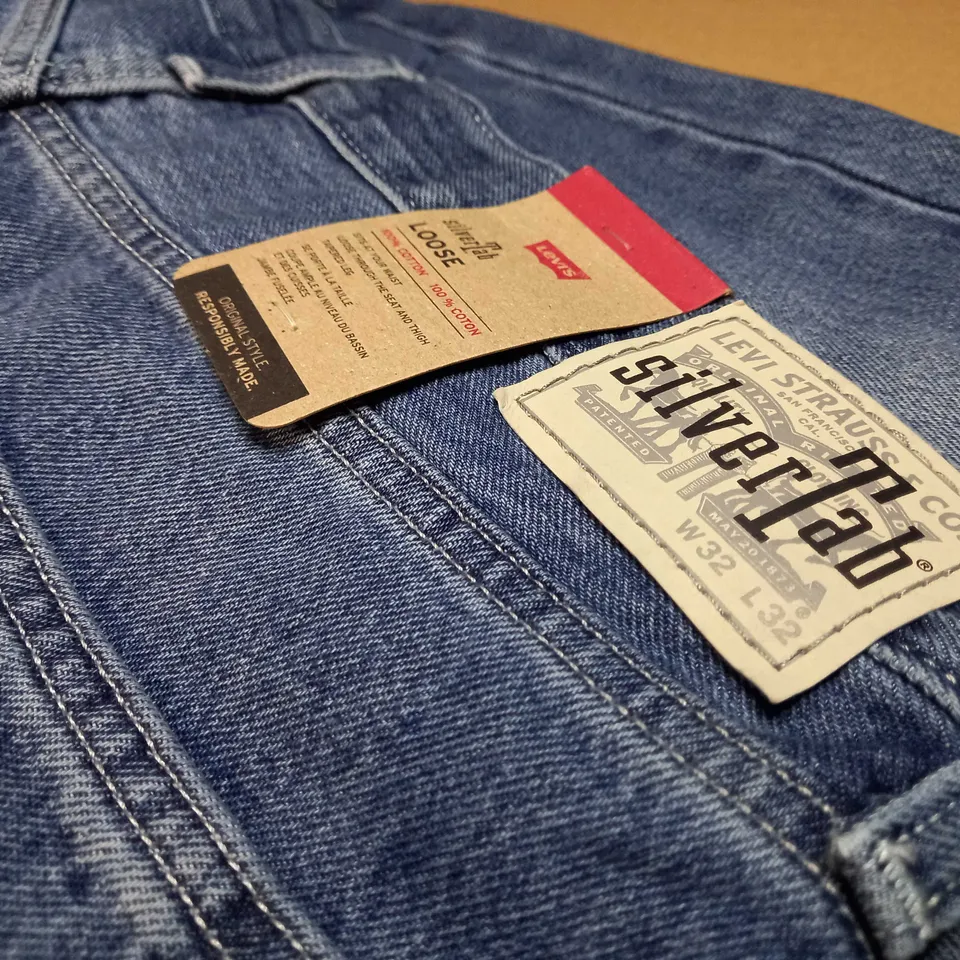 LEVIS SILVER TAB BLUE LOOSE FIT JEANS - SIZE W32/L32