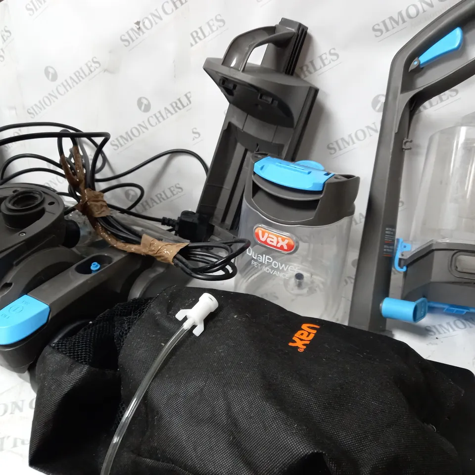 VAX DUAL POWER PET ADVANCE CARPET CLEANER