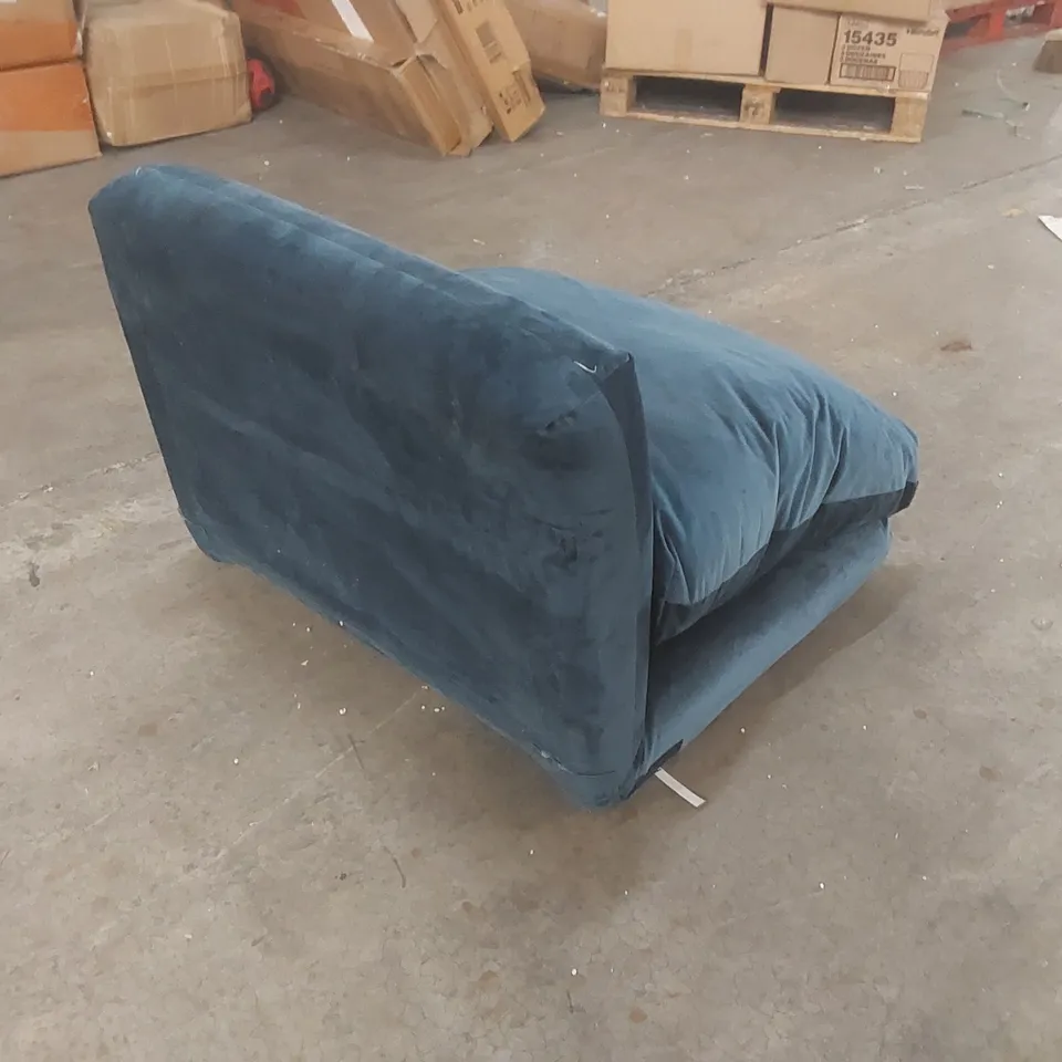 QUALITY DESIGNER VELVET UPHOLSTERED CHAIR BED