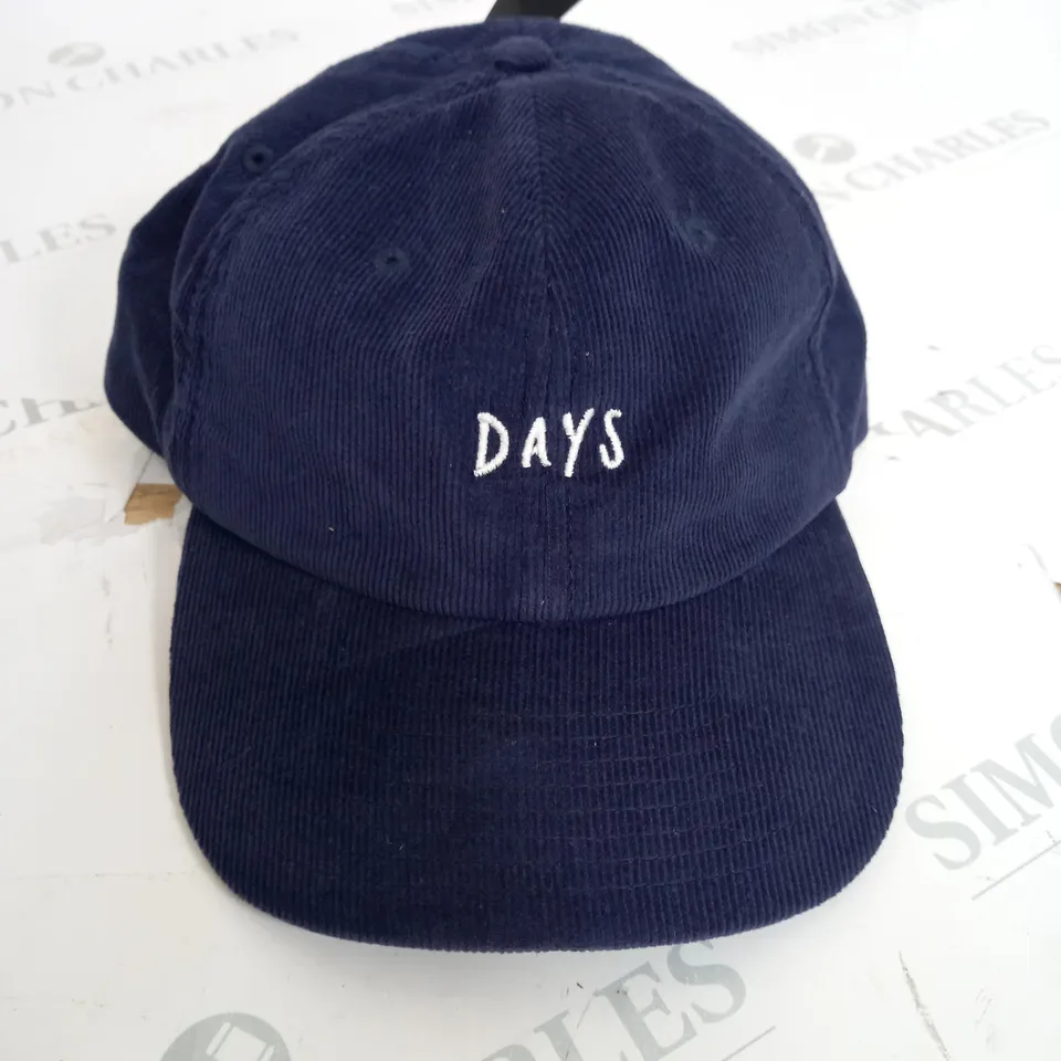 BEECHFIELD CORD DAYS HAT