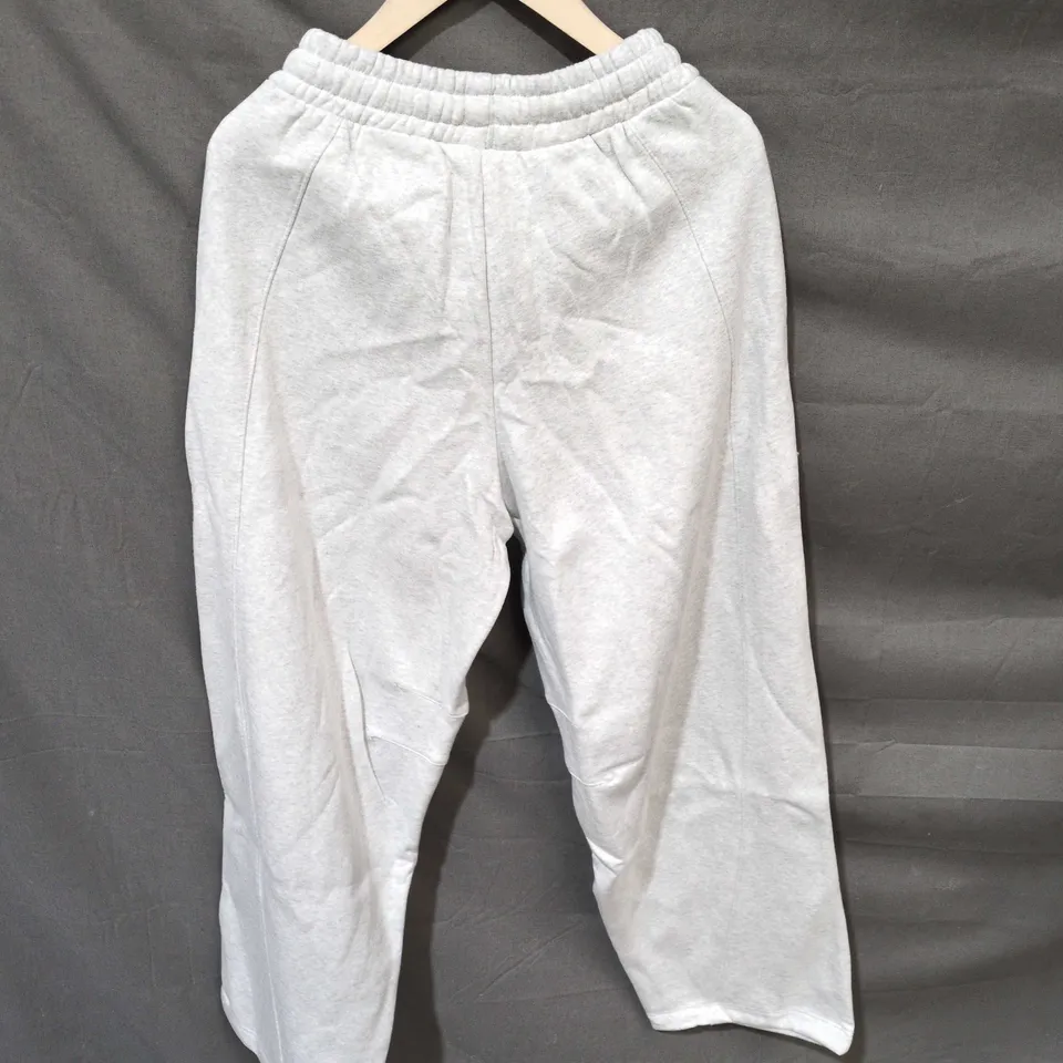 PULL&BEAR GREY SWEATPANTS – SIZE S