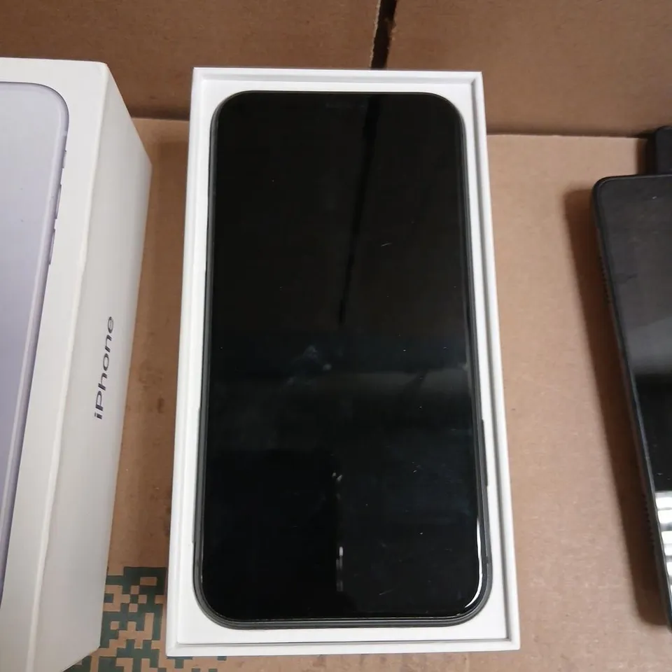APPLE IPHONE 11 – BLACK