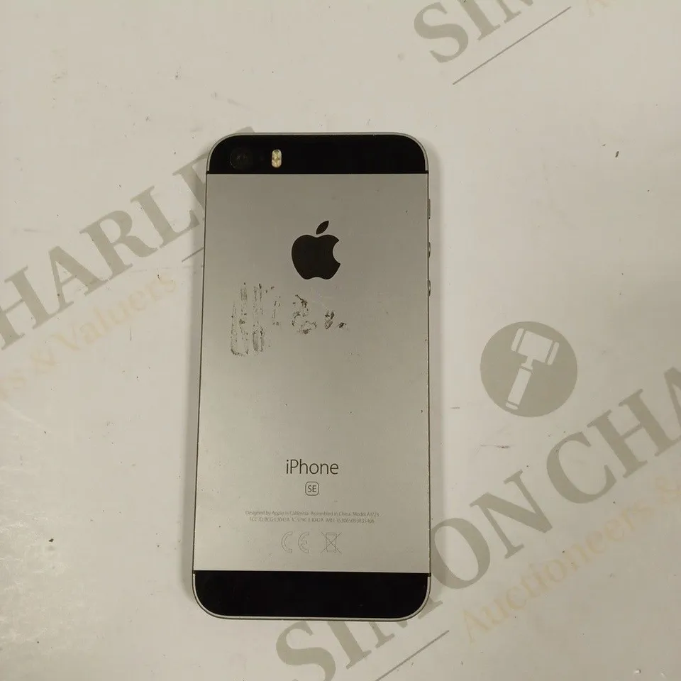 APPLE IPHONE SE SMARTPHONE 