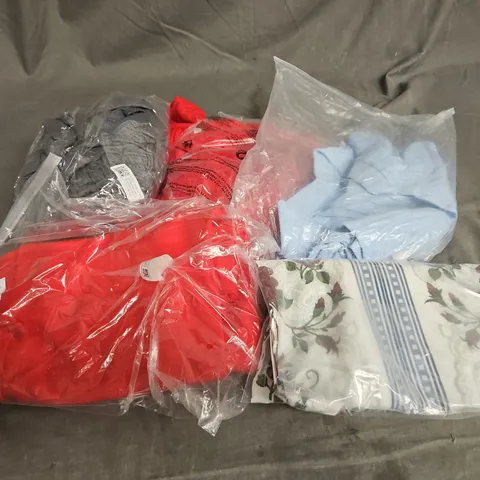 APPROXIMATELY 25 ASSORTED CLOTHING AND FASHION PRODUCTS IN VARIOUS STYLES AND SIZES - COLLECTION ONLY