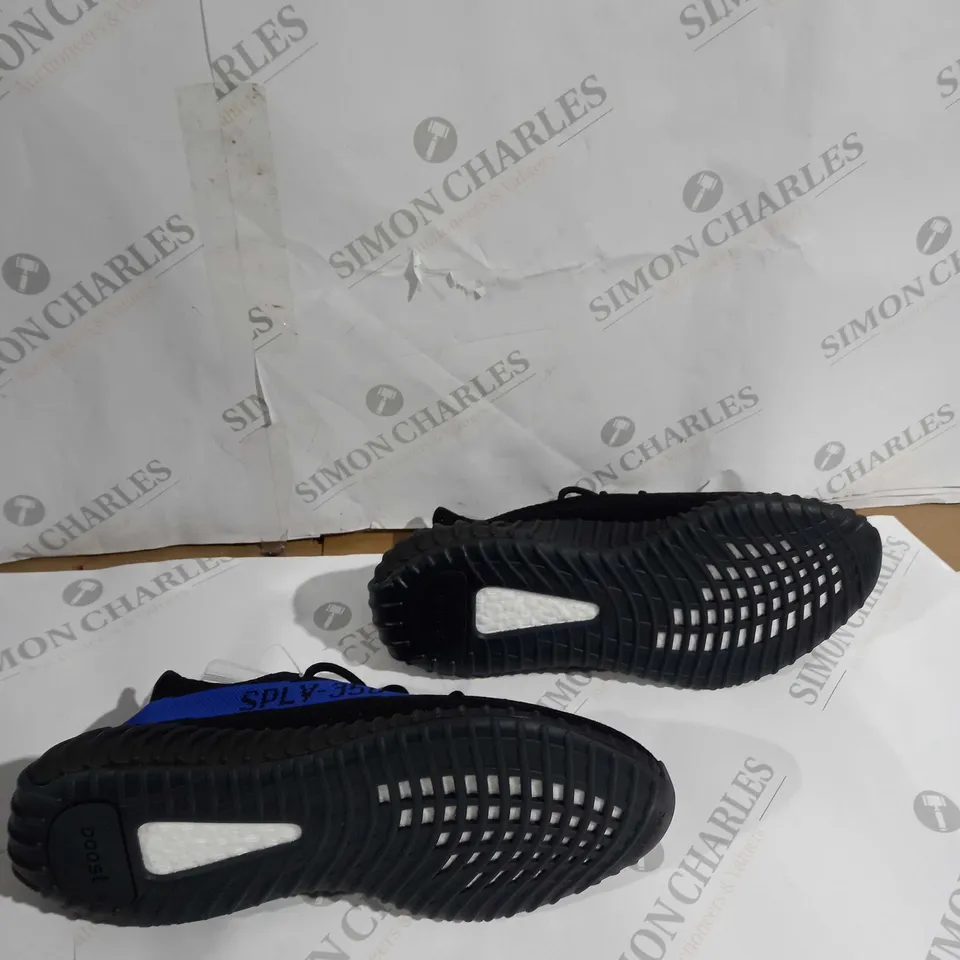 UNBOXED PAIR OF YEEZY BOOST BLACK/BLUE UK 10
