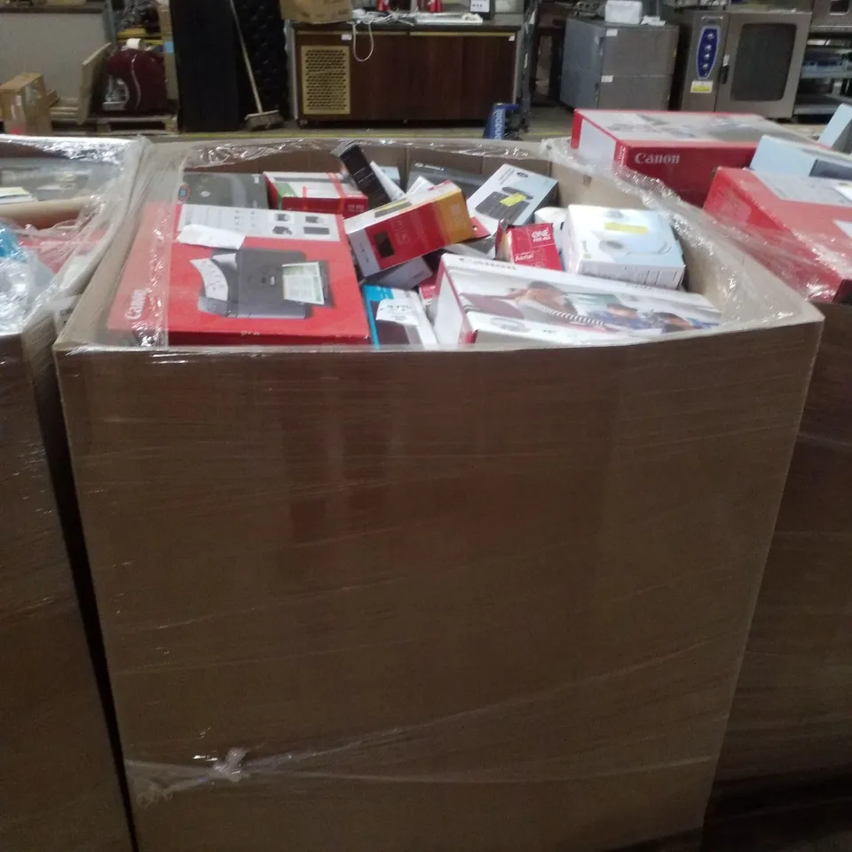 PALLET CONTAINING ASSORTED ELECTRICAL RETURNS INCLUDING CANON PIXMA PRINTER, KEYBOARD AND MOUSE COMBO, BLUETOOTH CD BOOMBOX, GAMING SPEAKERS & AERIALS