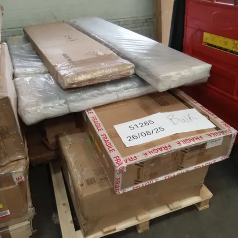 PALLET OF ASSORTED INCOMPLETE DESIGNER FURNITURE AND FURNITURE PARTS