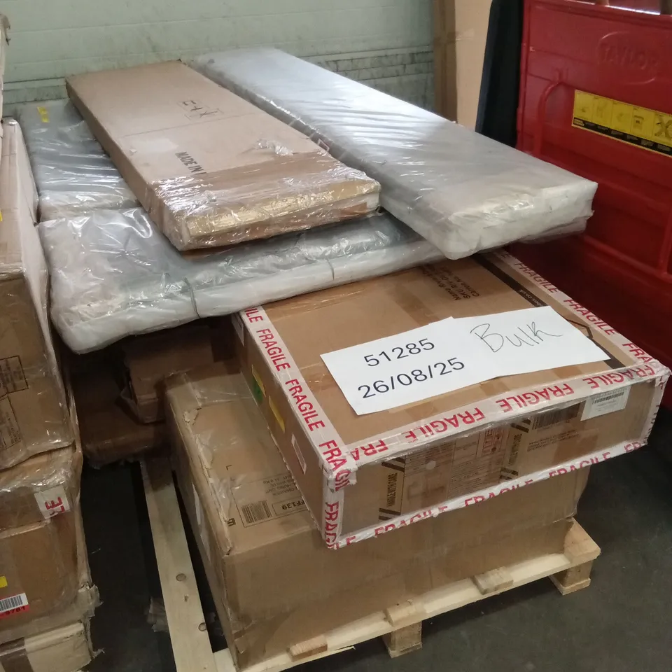 PALLET OF ASSORTED INCOMPLETE DESIGNER FURNITURE AND FURNITURE PARTS