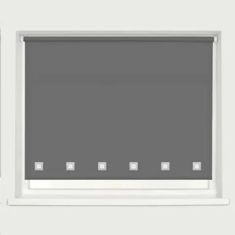 BOXED SQUARE EYELET DAYLIGHT OUTDOOR SEMI-SHEER ROLLER BLIND