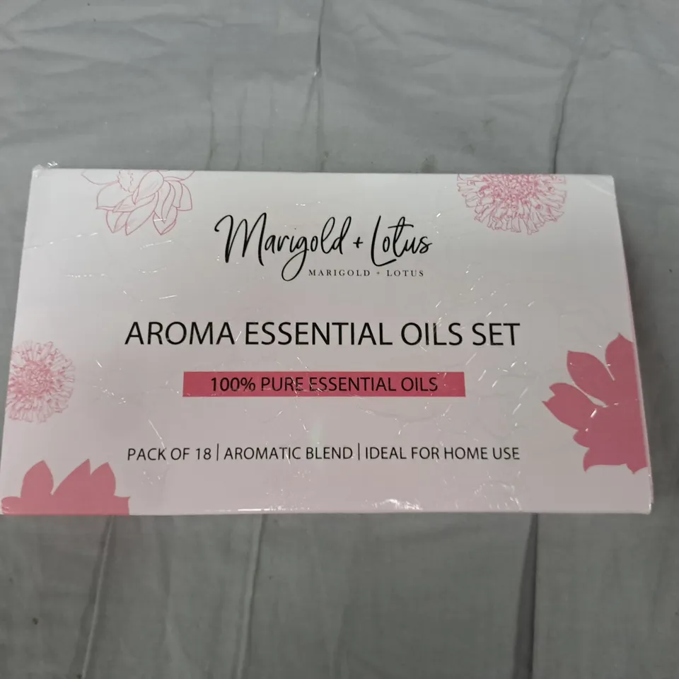 Margold + Lotus Aroma Essential Oils Set – 18 x 10ml