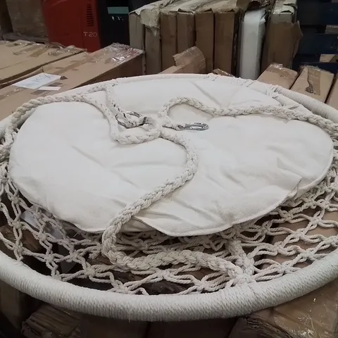 BOXED STRING SEAT SWING