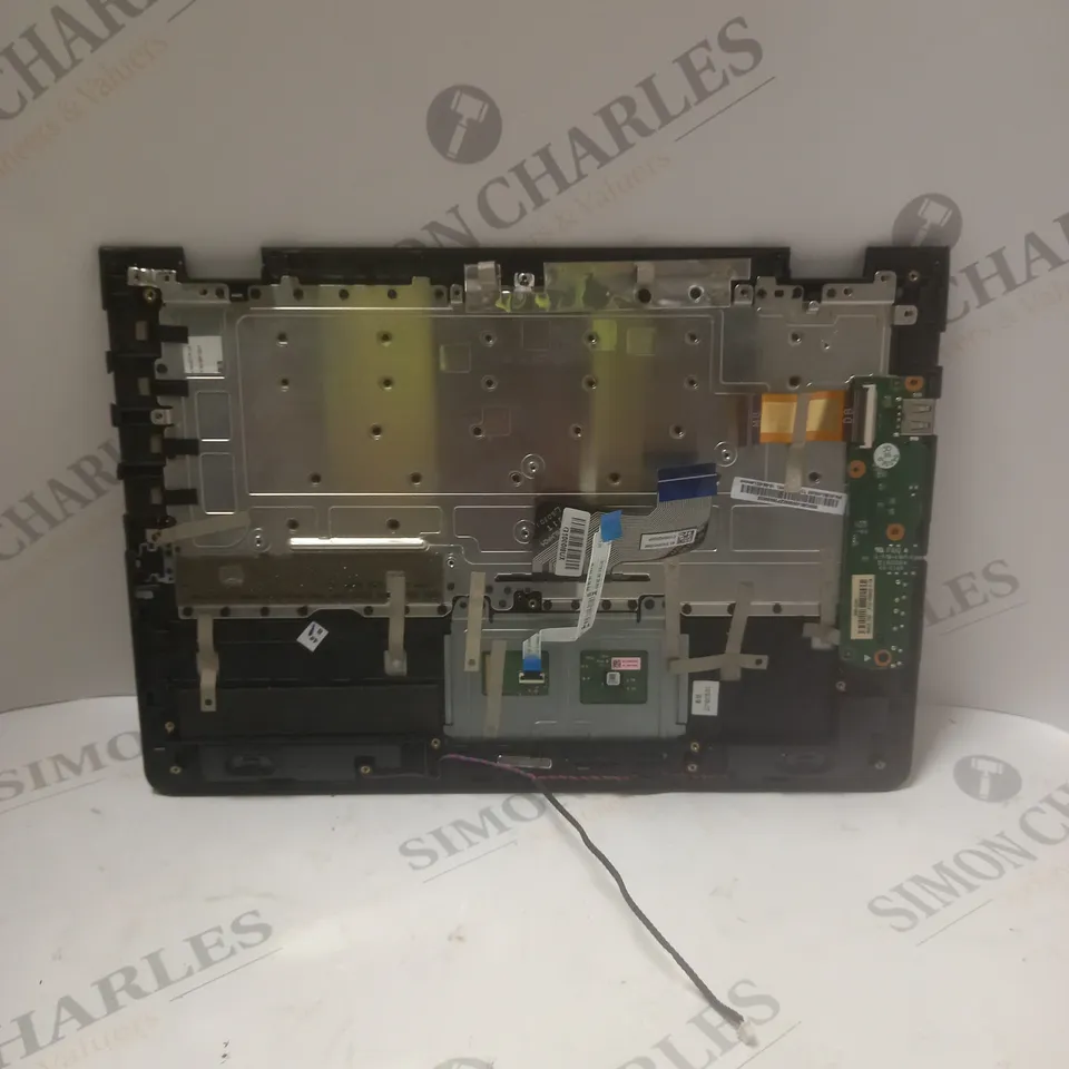 LENOVO YOGA 300 LAPTOP KEYBOARD AND MOUSE TRACKER SURFACE  