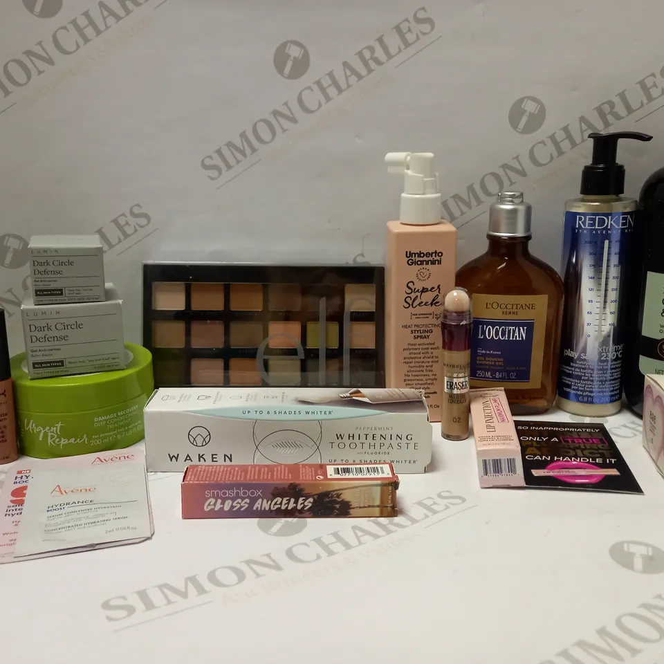 LOT OF APPROX 12 ASSORTED BEAUTY PRODUCTS TO INCLUDE ELF THE NEW CLASSICS EYESHADOW PALETTE, L'OCCITANE SHOWER GEL, LUMIN DARK CIRCLE DEFENSE, ETC 
