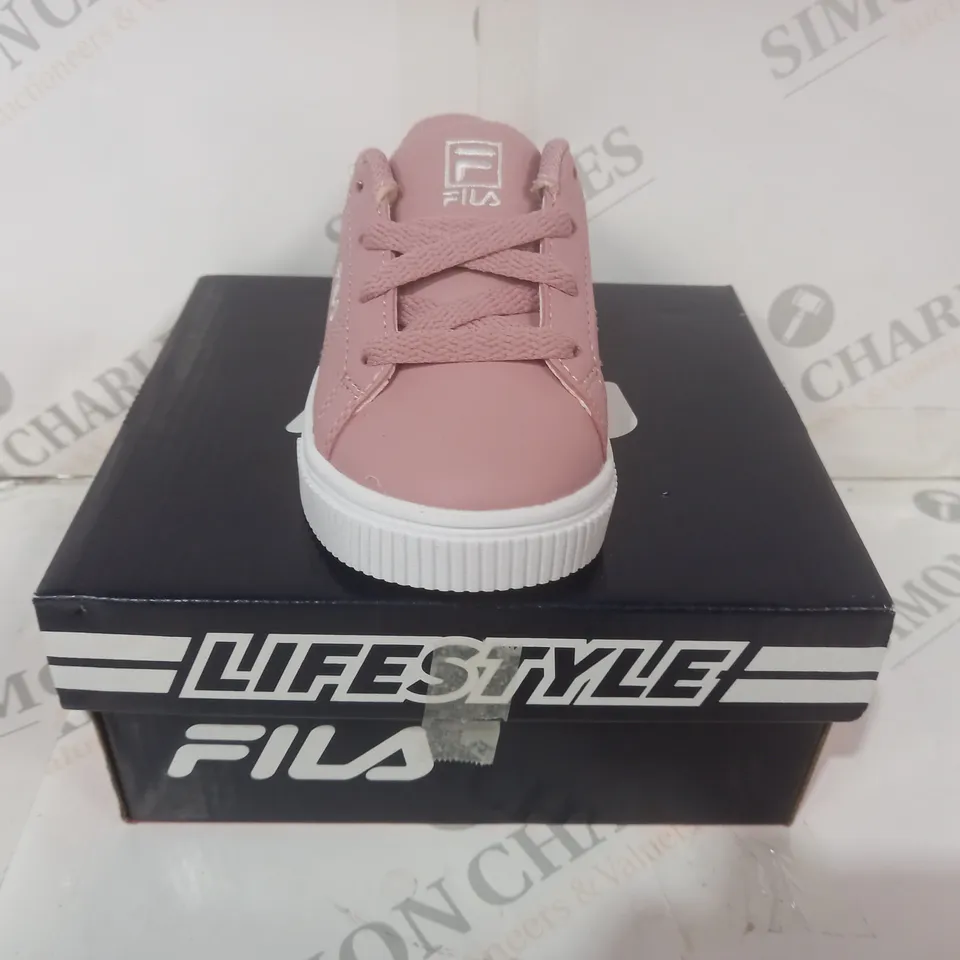 BOXED PAIR OF FILA PANACHE INFANT SHOES IN PINK UK SIZE 5