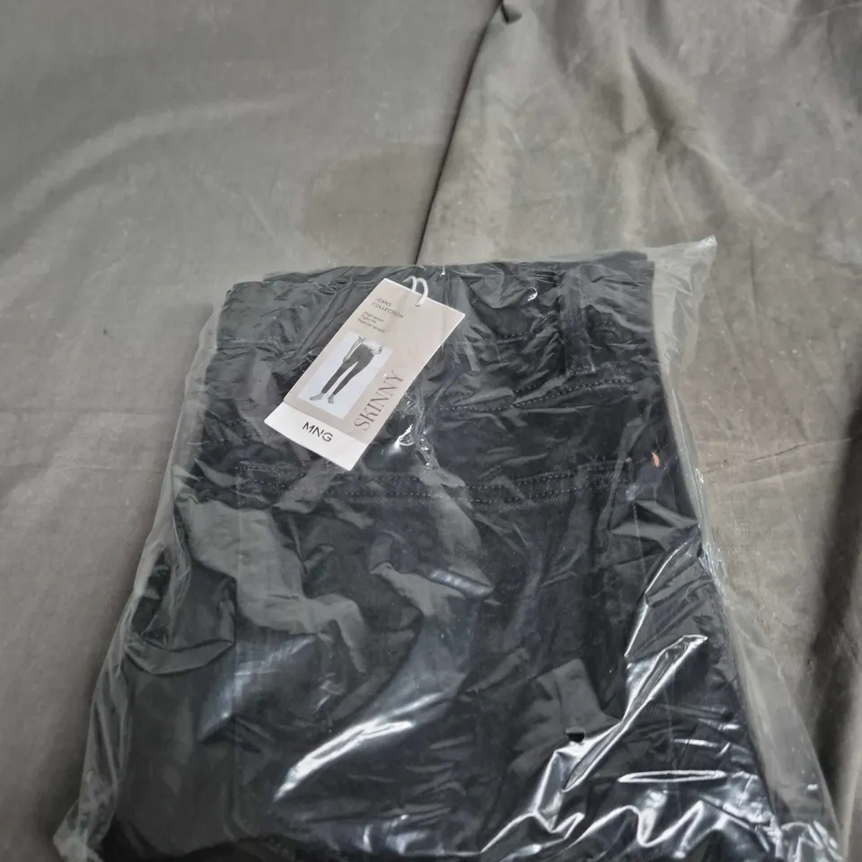 MANGO JEANS COLLECTION – HIGH-WAIST, TIGHT-FIT WOMEN’S JEANS UK 12 (EU 40)