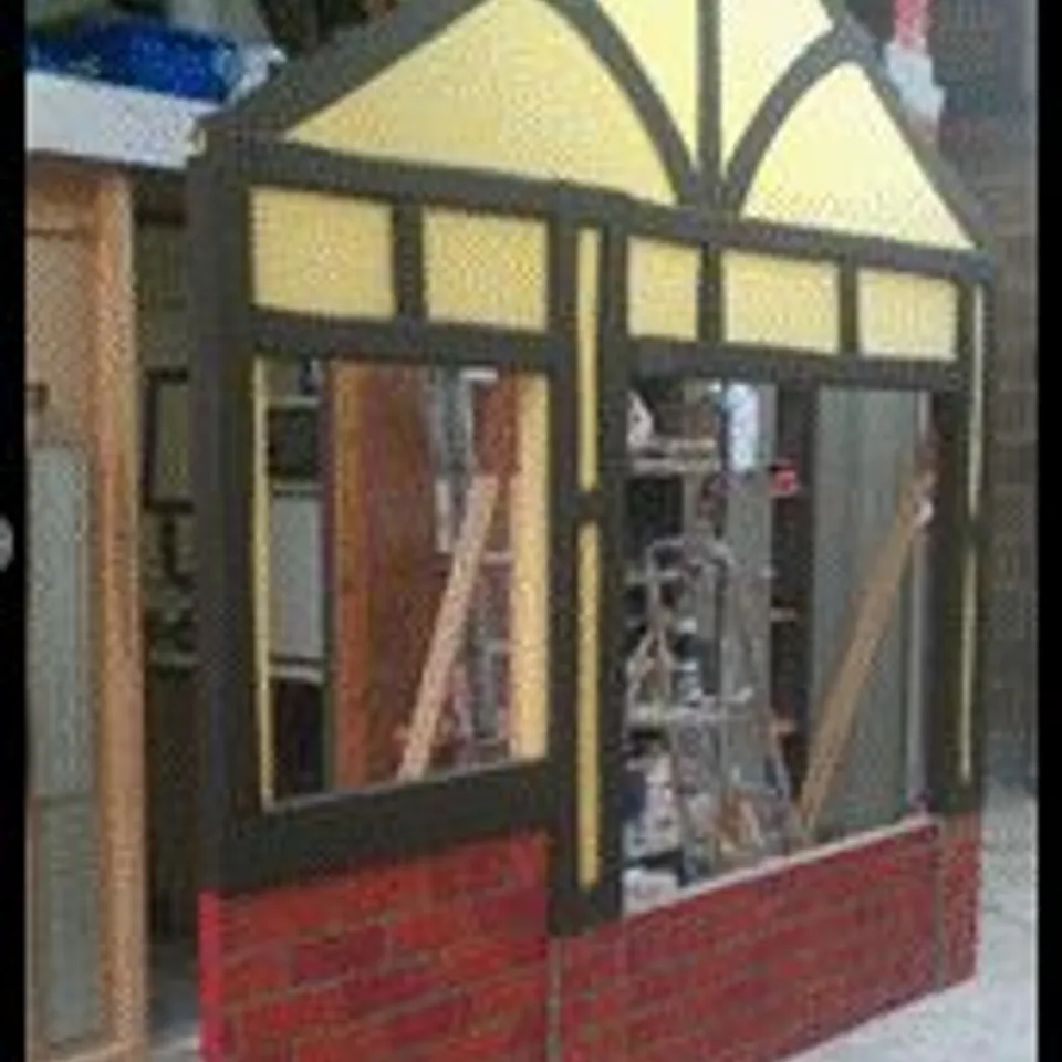 WOODEN HOUSE PROP FOR STAGE OR TRADE SHOWS 