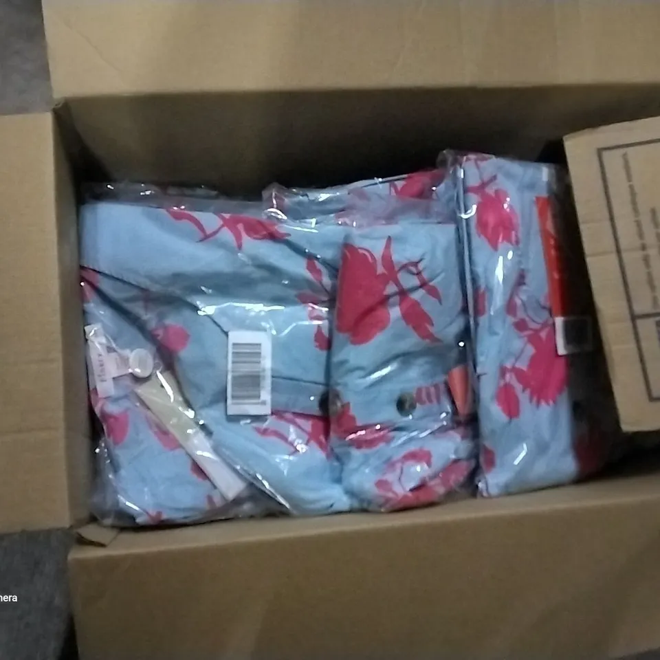 BOX OF APPROXIMATELY 21 ASSORTED BRAND NEW FINERY BLUE/RED LEAF STYLE DRESSES VARIOUS SIZES 