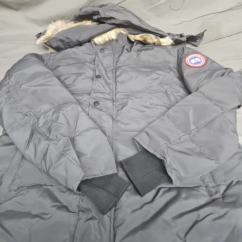 CANADA GOOSE FULL ZIP COAT WITH FUR HOOD - SIZE L