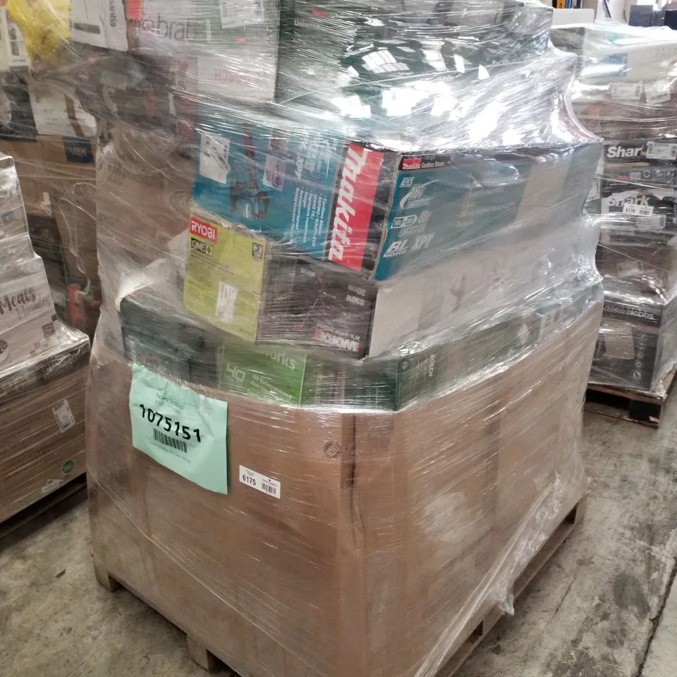 PALLET OF APPROXIMATELY 29 UNPROCESSED RAW RETURN HOUSEHOLD AND ELECTRICAL GOODS TO INCLUDE;