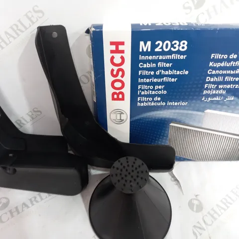 LOT OF ASSORTED CAR ITEMS TO INCLUDE CAR TRIMS ICE SCRAPERS AND FILTERS / COLLECTION ONLY