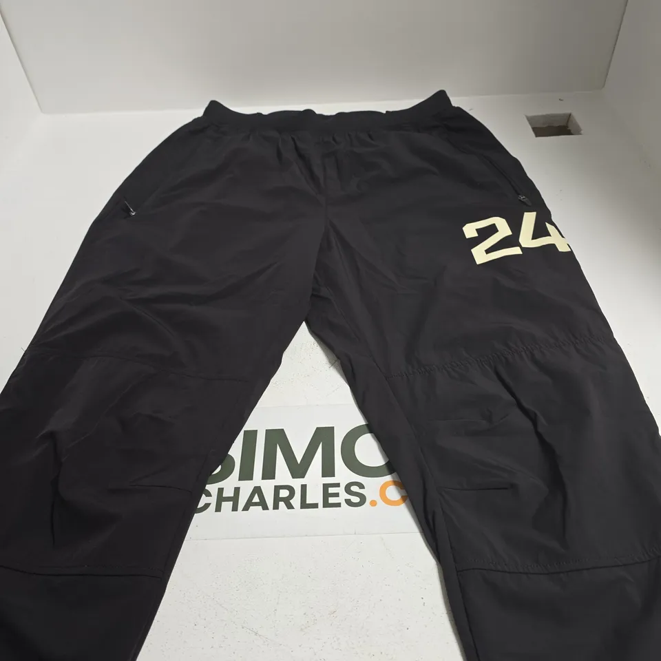 REPRESENT BLACK TRACK PANTS – SIZE M