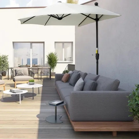 1.9M TRADITIONAL PARASOL