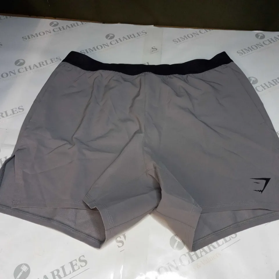 MEDIUM GYMSHARK SHORTS 