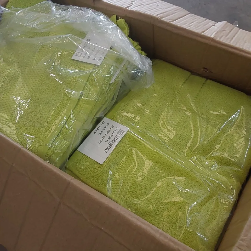 BOX OF APPROX 16 LAURA SECRET BATH TOWEL SETS - COLOURS VARY // SIZE: 68 X 120cm