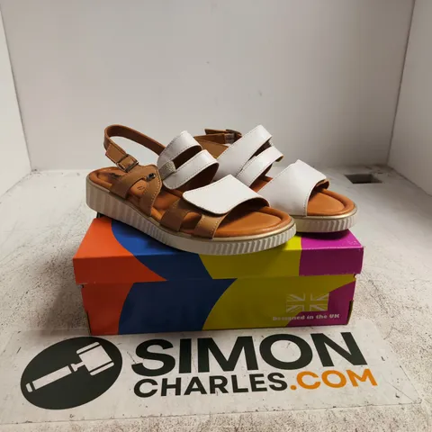 ADESSO WOMEN'S SANDALS – WHITE & TAN STRAPS UK 7 BOXED