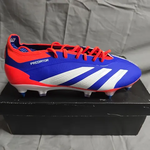 BOXED PAIR OF ADIDAS PREDATOR ELITE FOOTBALL BOOTS - UK SIZE 6