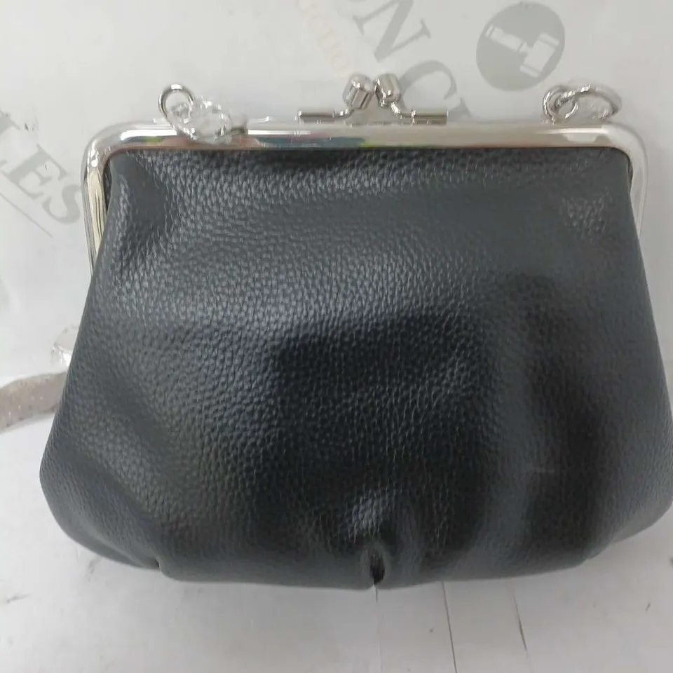 VIVIENNE WESTWOOD PURSE BAG IN BLACK