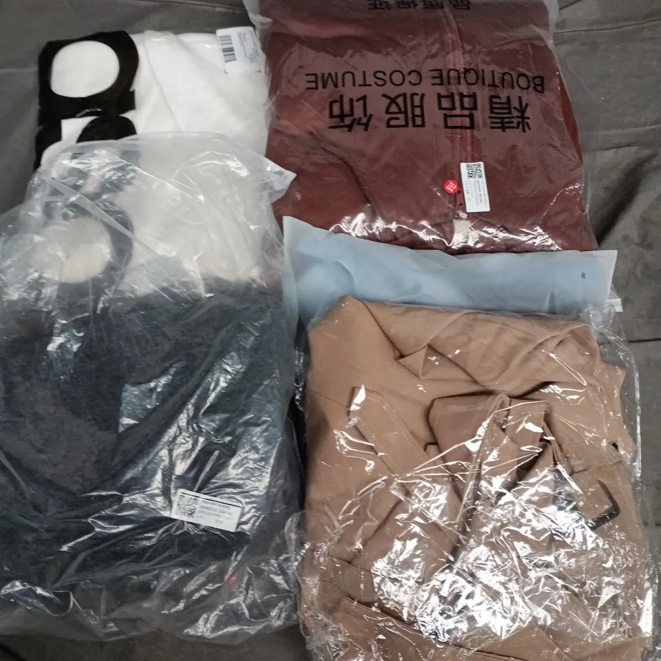 APPROXIMATELY 35 ASSORTED CLOTHING ITEMS IN VARIOUS SIZES, STYLES & COLOURS TO INCLUDE TOPS, JACKETS, DRESSES, ETC - COLLECTION ONLY