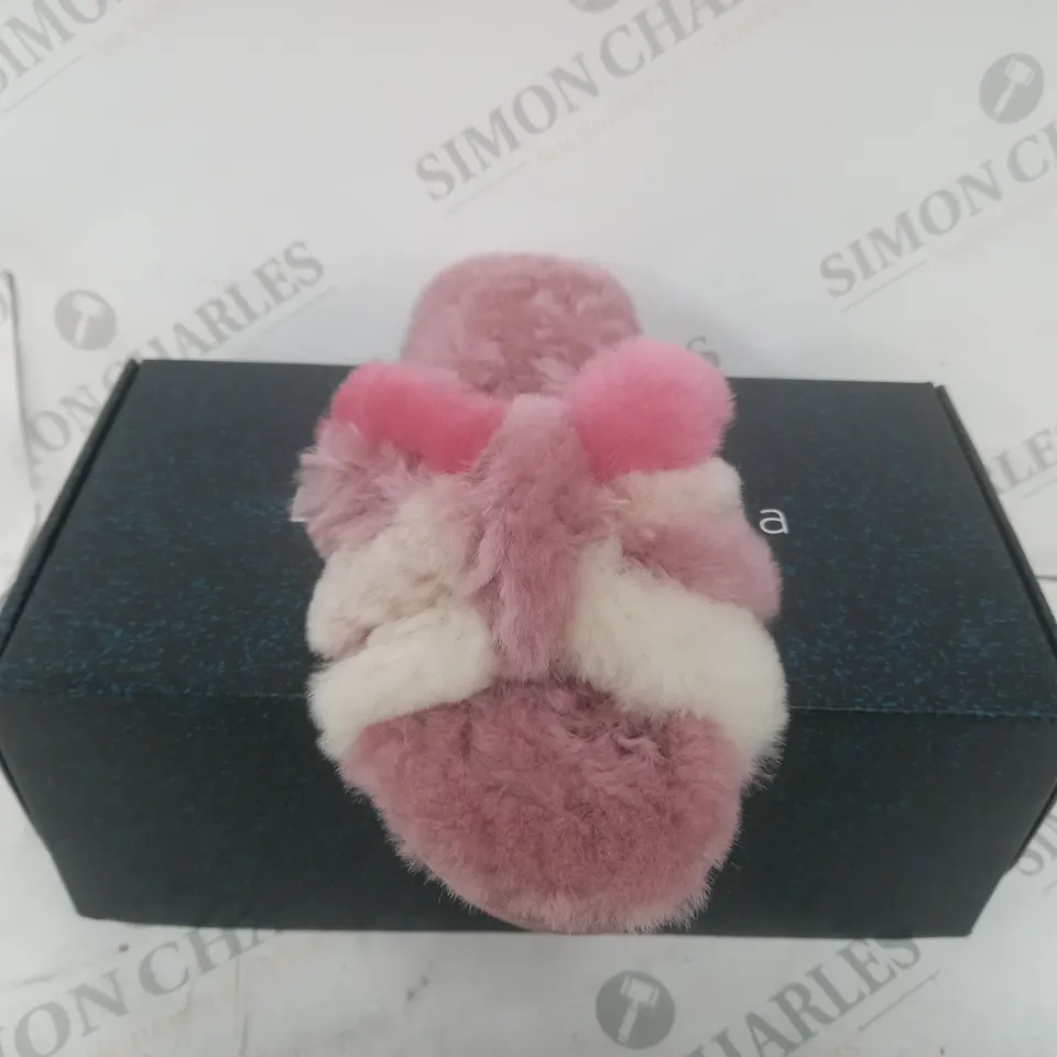 EMU AUSTRALIA BLUSH PINK SANDAL SIZE 6