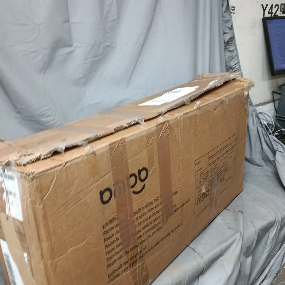 PINK CHILDREN'S BICYCLE WITH TRAINING WHEELS – BOXED